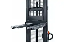 Штабелер Cormak Q15E25-2 (электрический привод и подъем) 5