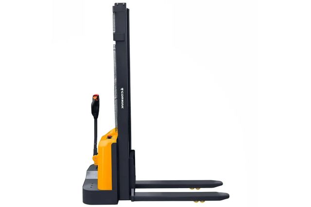 Штабелер Cormak Q15E25-2 (електричний привід та підйом) 6