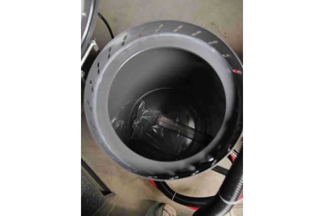 Піскоструминний пристрій з пилососом MAST MSB28 (70 л) 8