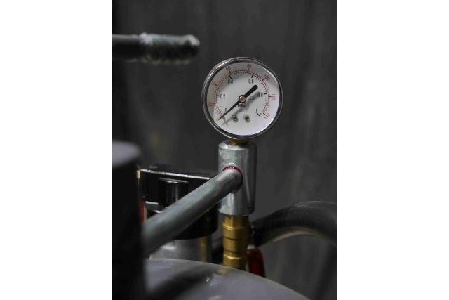 Пескоструйный аппарат напорного типа MAST MSB10 (37 л) 5