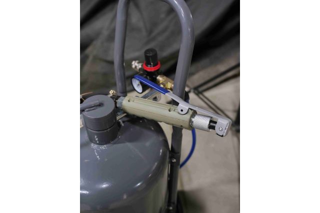 Пескоструйный аппарат напорного типа MAST MSB5-1 (17 л) 8