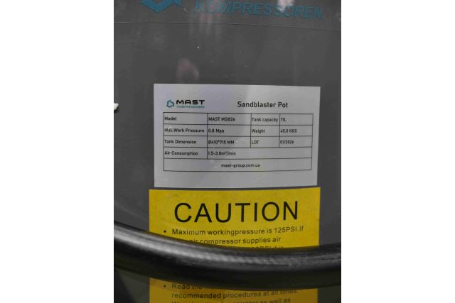 Пескоструйный аппарат напорного типа MAST SB26 (80 л) 2