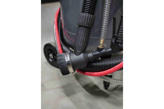 Піскоструминний пристрій з пилососом MAST MSB28 (70 л) 24