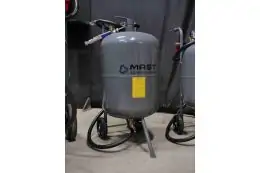 Напорный пескоструйный аппарат MAST MSB20 (76 л) 6