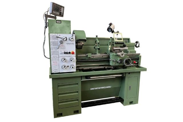Універсальний токарний верстат Damatomacchine Multitech 910.38 Plus Dro 1