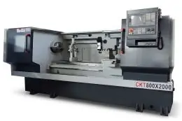 Токарный станок по металлу с ЧПУ CORMAK 800x2000 1