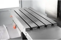 Обрабатывающий центр с ЧПУ Cormak MILL 550 3