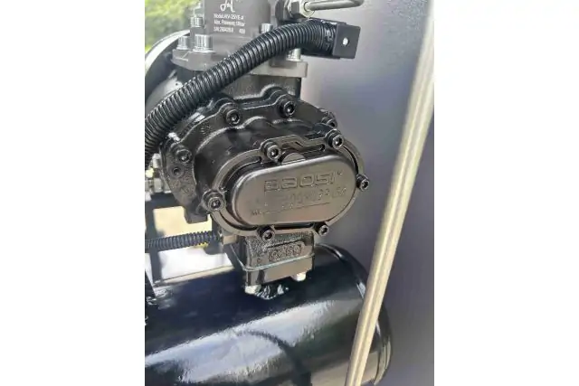 Гвинтовий компресор Mast GBE-R-07 10BAR (осушувач + ресивер 190 л) 10