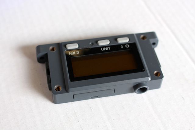 Цифровая измерительная линейка Holzmann DML 3000