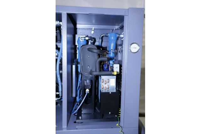 Винтовой компрессор Mast LZN-10 COMBO inverter (Осушитель + ресивер 500 л) 6