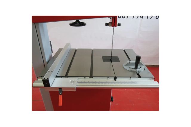 Стрічкова пила Holzmann HBS 610 8