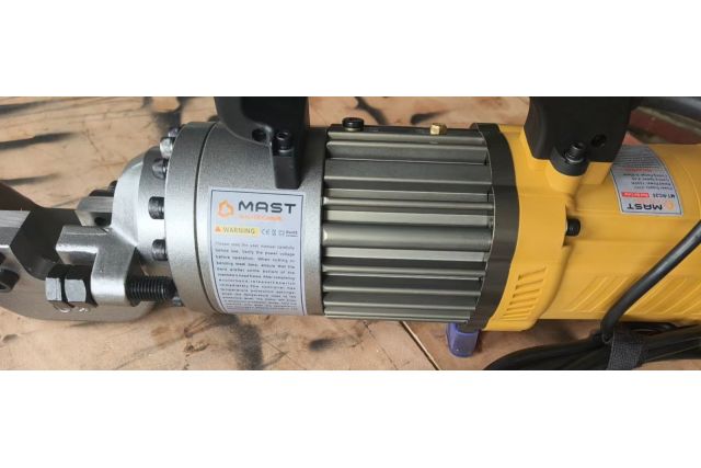 Верстат для різання арматури MAST Bautechnik MT-RC25 2