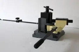 Універсальний загинаючий верстат CORMAK UB 100A 11