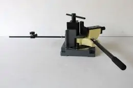 Универсальный ручной станок для гибки Cormak UB 100A 15