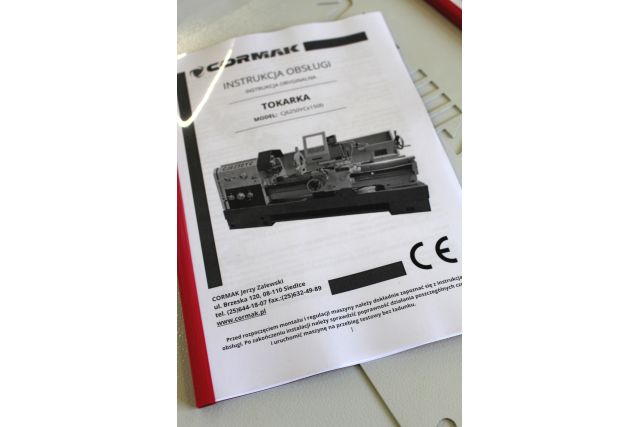 Токарно-гвинторізний верстат CORMAK CJ6250YC 500X1500