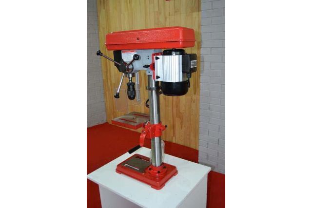 Сверлильный станок Holzmann SB 4115N