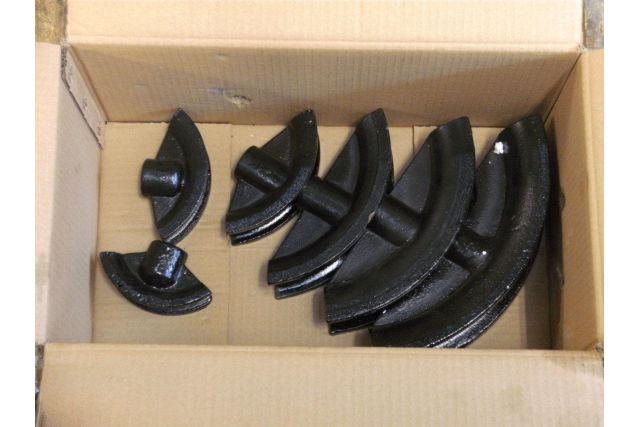 Гідравлічний трубогибочный верстат Holzmann RBM 10