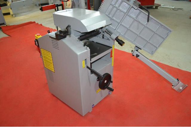 Фуговально-рейсмусовый станок Stomana ADM 320 со спиральным валом