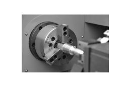 Токарный станок с ЧПУ Cormak 320x750 Токарный станок с ЧПУ Cormak 320x750