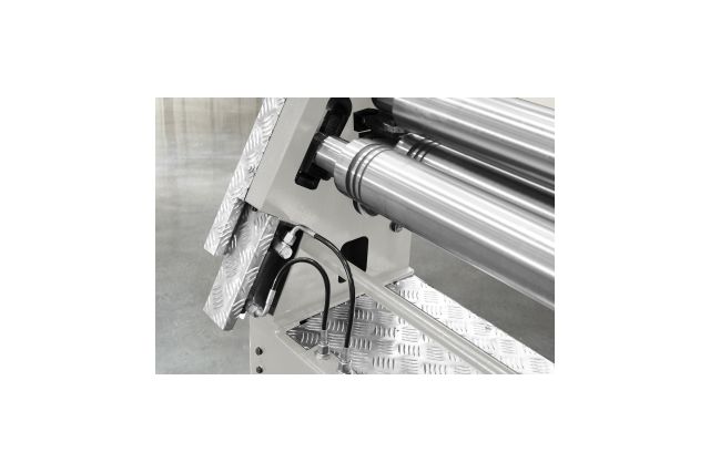 3-валковий гибочний верстат Isitan 3R HMD 2050 x 95