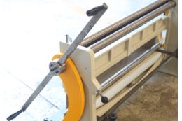 Многофункциональный вальцовочный станок для гибки металла Isitan CMS 1050x1 Многофункциональный вальцовочный станок для гибки металла Isitan CMS 1050x1