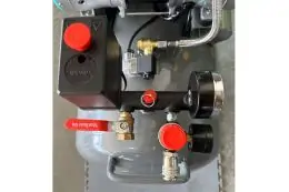 Безмасляний поршневий компресор Mast MOF1680/3x1500-120L 20