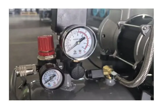 Безмасляный поршневой компрессор Mast MOF1680/4x1500-160L 18