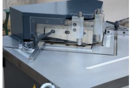 Кутовисічний верстат з фіксованим кутом Isitan HNM-6F Кутовисічний верстат з фіксованим кутом Isitan HNM-6F