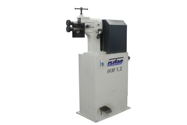 Відбортовочний верстат з регулюванням швидкості Isitan IKM 1.2