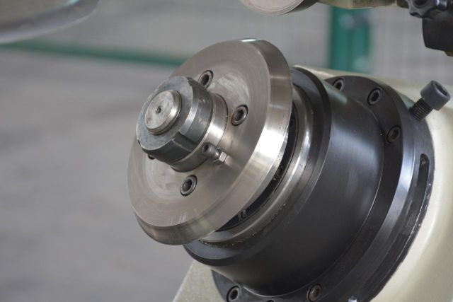 Отбортовочно-отрезной станок Isitan SDK 8