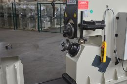 Відбортовочно-відрізний верстат Isitan SDK 8