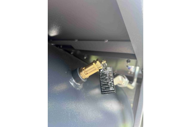 Винтовой компрессор Mast GBE-R-07 10 бар (осушитель + резервуар 190 л) 18