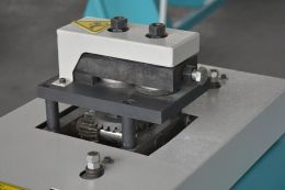 Гідравлічний листозгинальний прес Isitan EKM 11