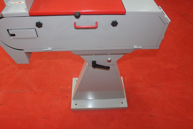 Ленточно-шлифовальний станок Holzmann MSM 150