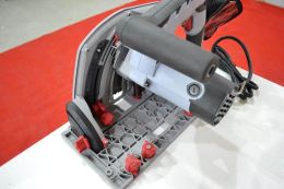 Погружная дисковая пила Holzmann TAS 165PRO (направляющая линейка не входит в комлектацию) Погружная дисковая пила Holzmann TAS 165PRO (направляющая линейка не входит в комлектацию)