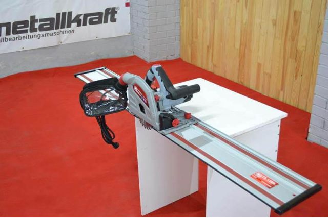 Заглибна дискова пила Holzmann TAS 165 (напрямна лінійка не входить у комлектація)