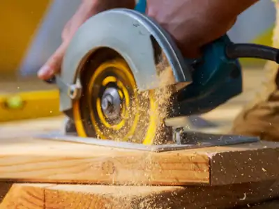 Деревообробне обладнання