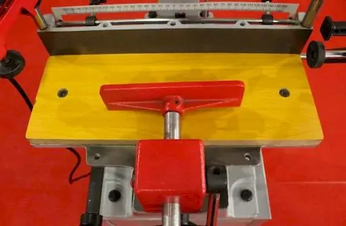 Довбальний верстат Holzmann STM 26 978