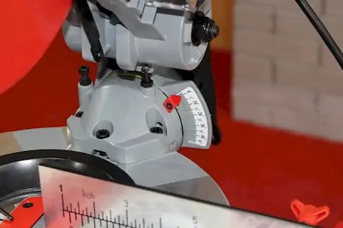 Пила торцовочно-циркулярная Holzmann TK 305 2119