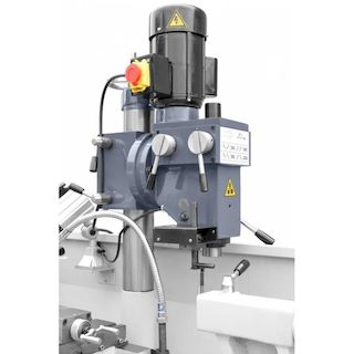 Токарно-винторезный станок CORMAK AT320 4149