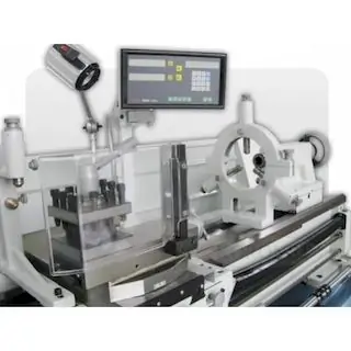 Универсальный токарный станок CORMAK 460 x 1500 3920